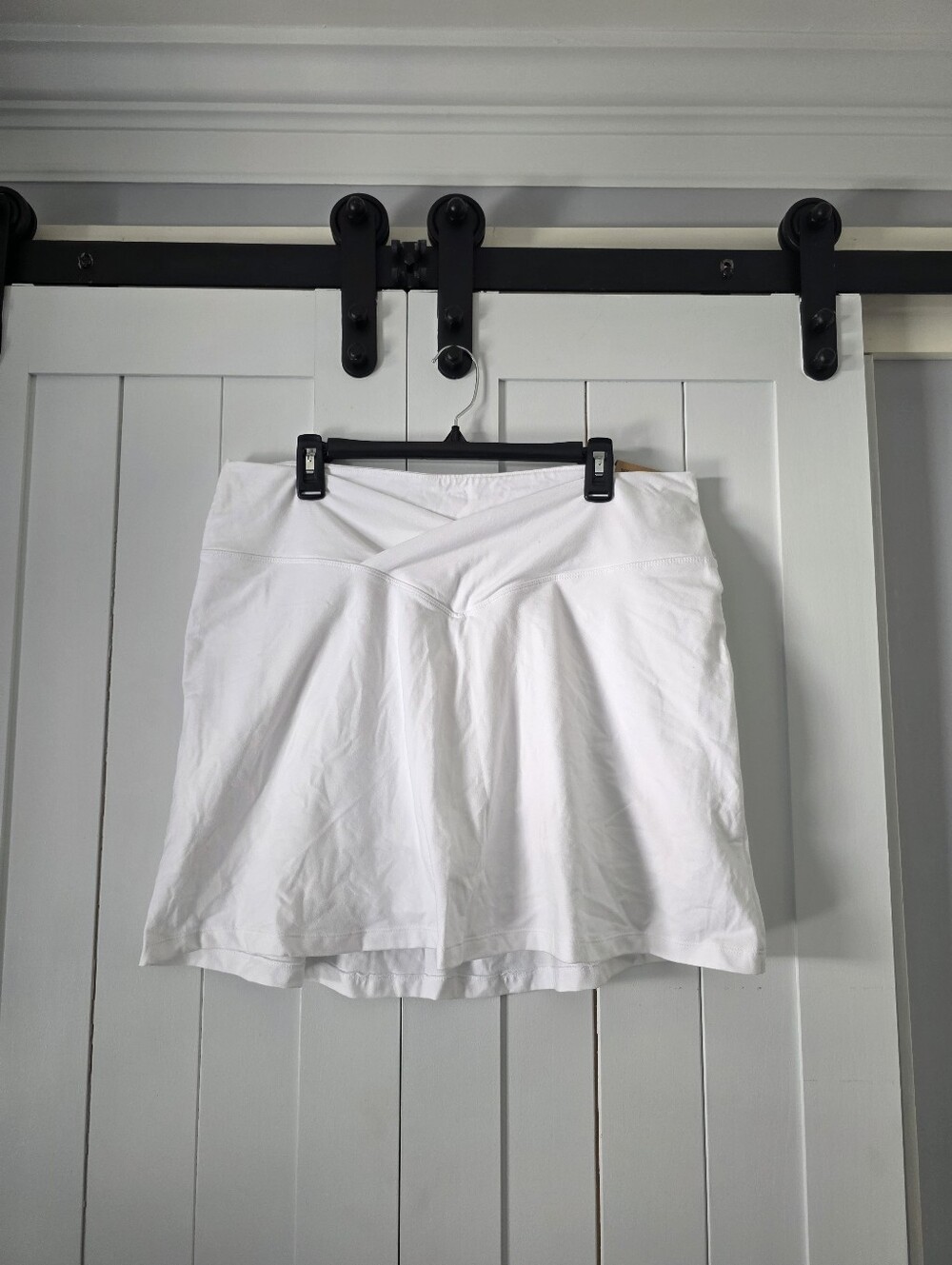 PINK High-Waist V-Crossover Active Skort. NEW!